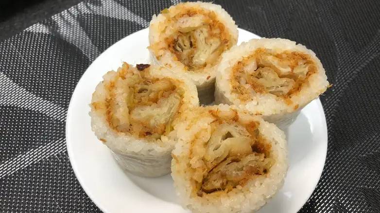 363. Salted Glutinous Rice Roll 鹹粢飯